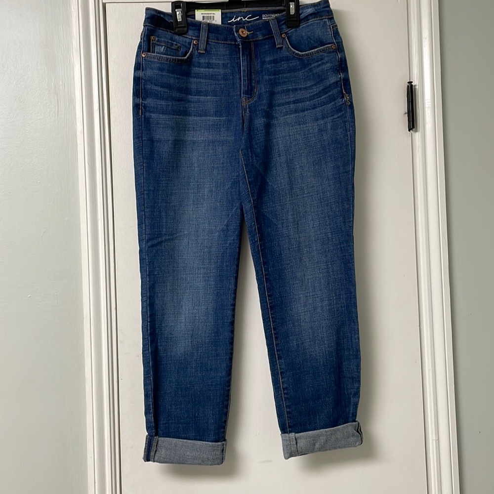 NWT Inc boyfriend regular fit size 4 cuffed capris